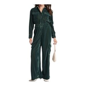 Universal Thread Green Corduroy Jumpsuit Long Sleeves Wide-Leg